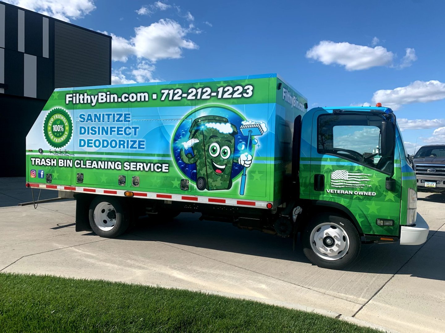 Filthy Bin Cleaning Truck